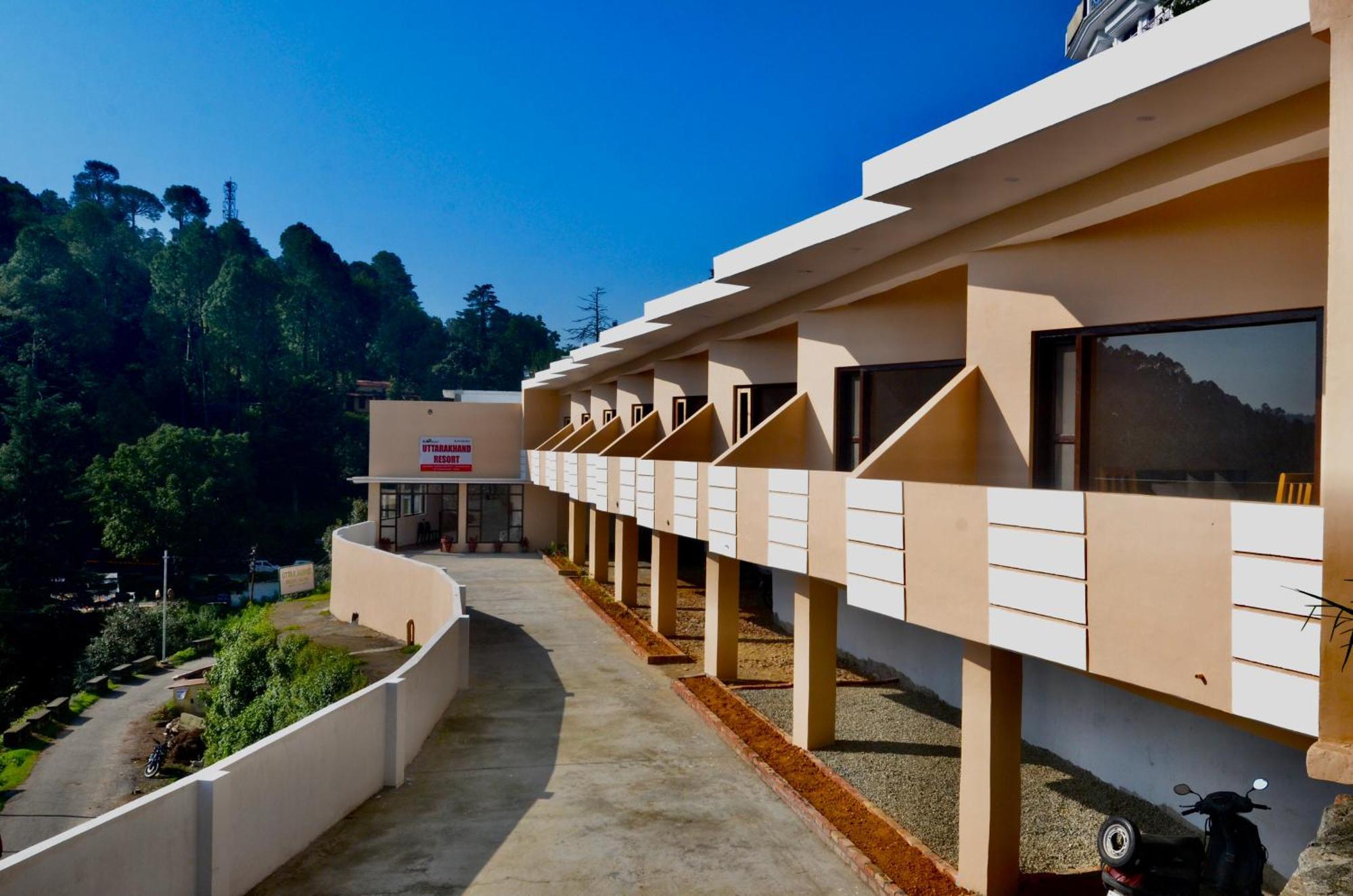 Uttarakhand Resort 코사니 외부 사진