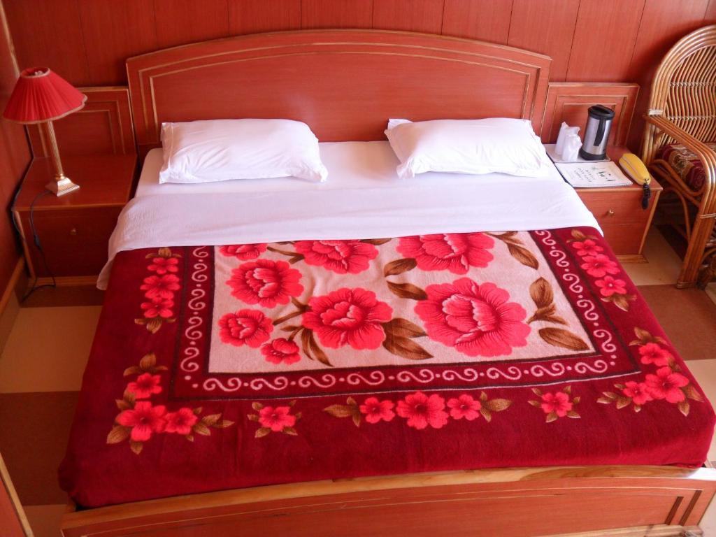 Uttarakhand Resort 코사니 외부 사진